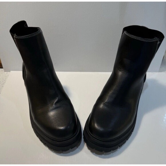 Nine West Shoes - Y2K Nine West Chunky Sole Toe Pull On Chelsea Ankle Boots 8.5 90s Goth Black